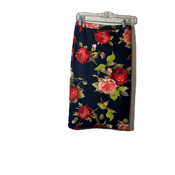 MOA USA FLORAL PRINT SKIRT RED ROSES ELASTIC WAIST FITTED KNEE LENGTH SIZE L - Picture 2 of 8